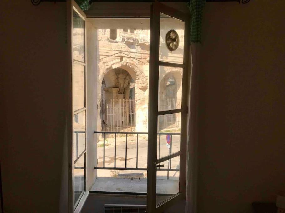 Appartement Face Aux Arenes Arles Exterior photo